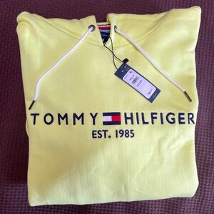 New Tommy Hilfiger Yellow Highlight Color XL with tag